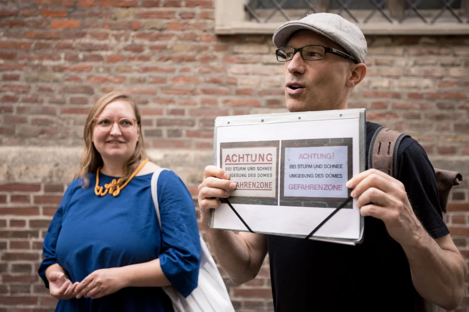 Oliver Linke und Katharina Seidl auf dem TypeWalk der Typographischen Gesellschaft München